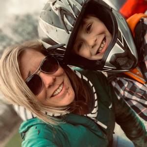 Meet your Posher, Cassie